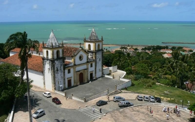 Olinda Patrimonio Mundial: Vista panorámica de las coloridas calles coloniales y la arquitectura barroca desde el Alto da Sé.